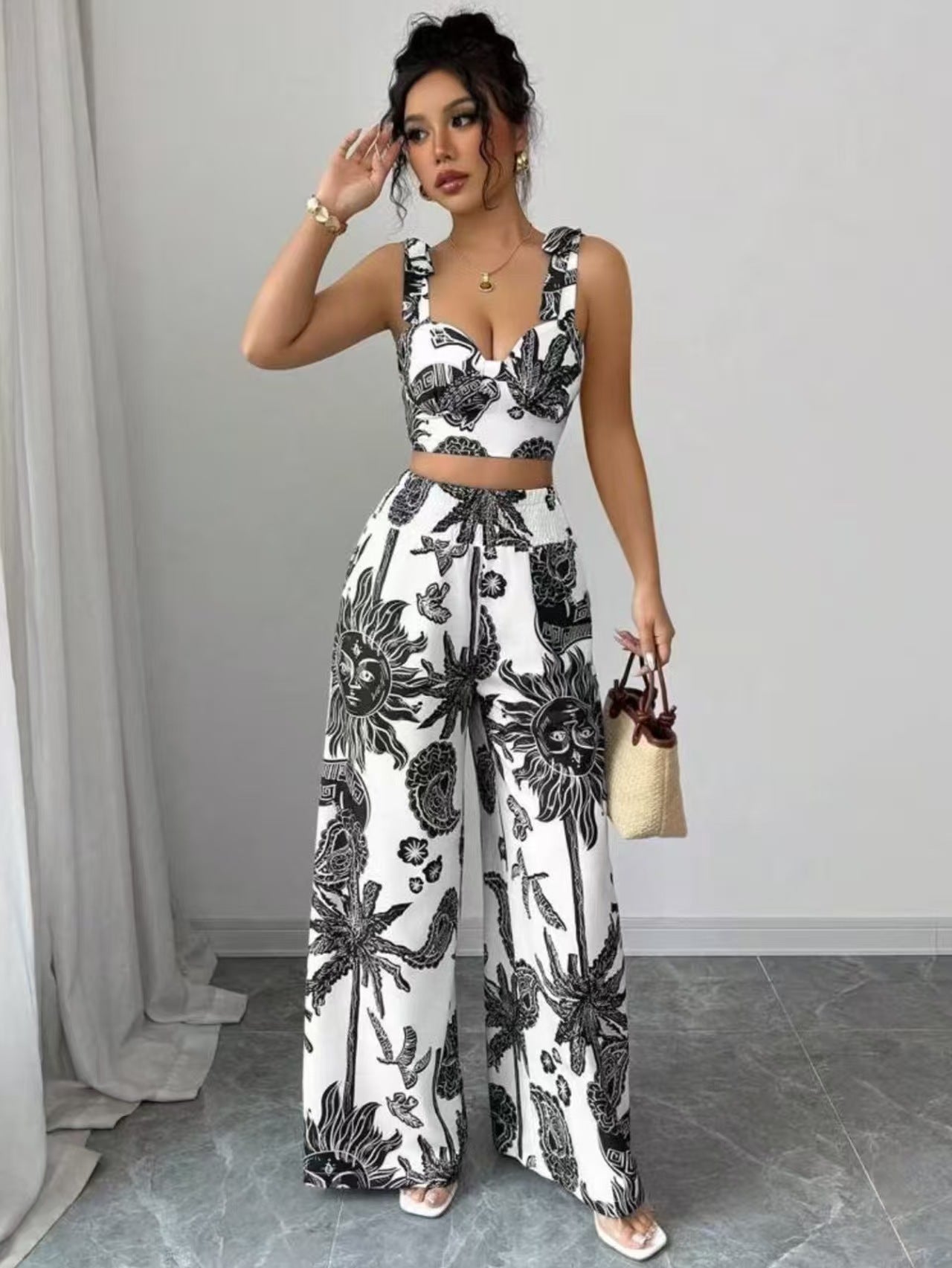 New summer sexy V-neck camisole set