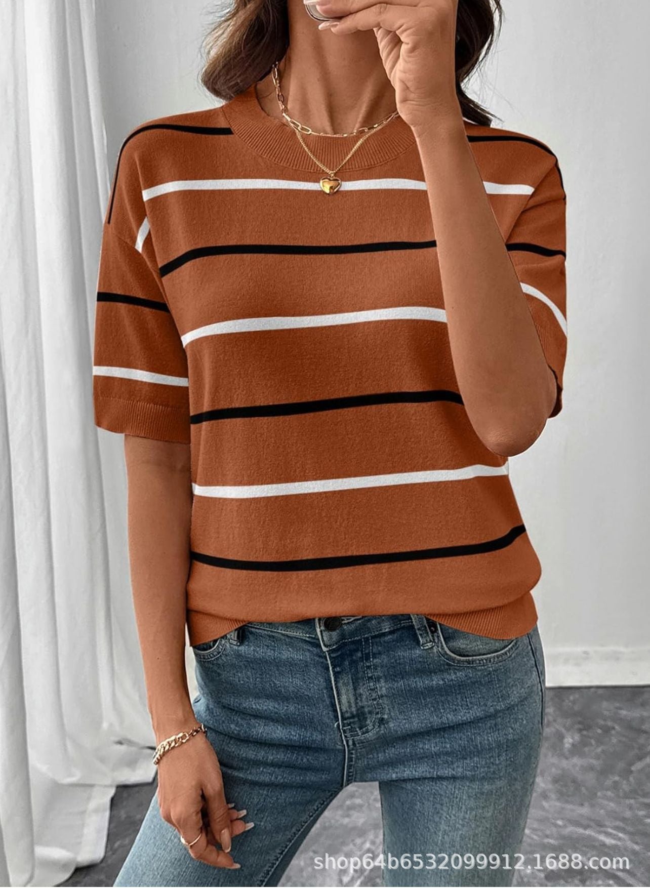 Casual round neck striped color-blocked short-sleeved shirt